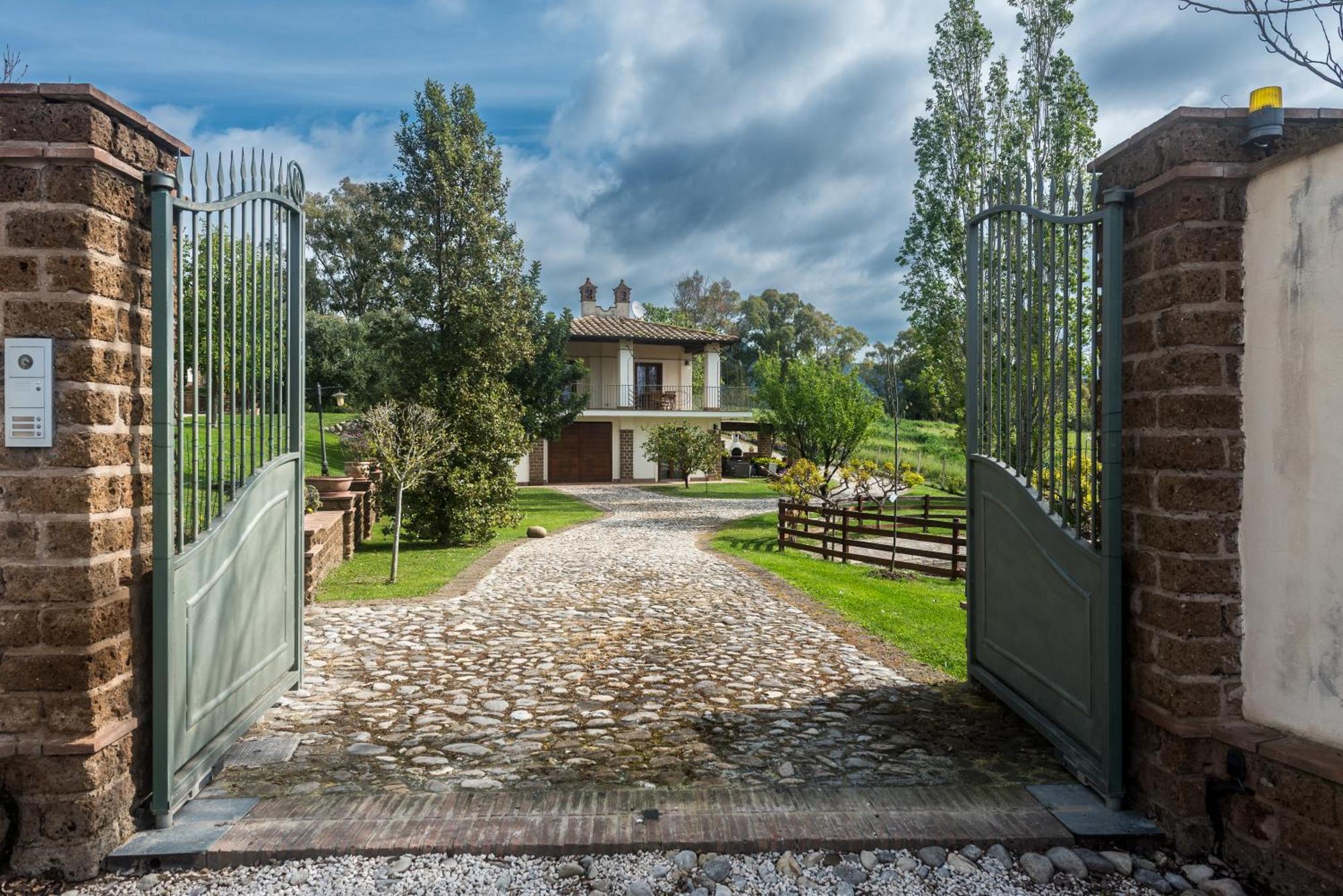 Villa Gli Eucalipti Cerveteri Buitenkant foto
